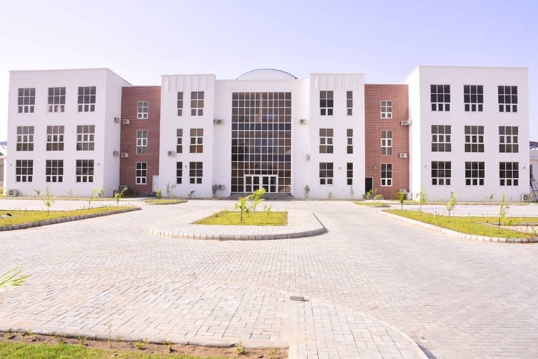 cdl unimaid